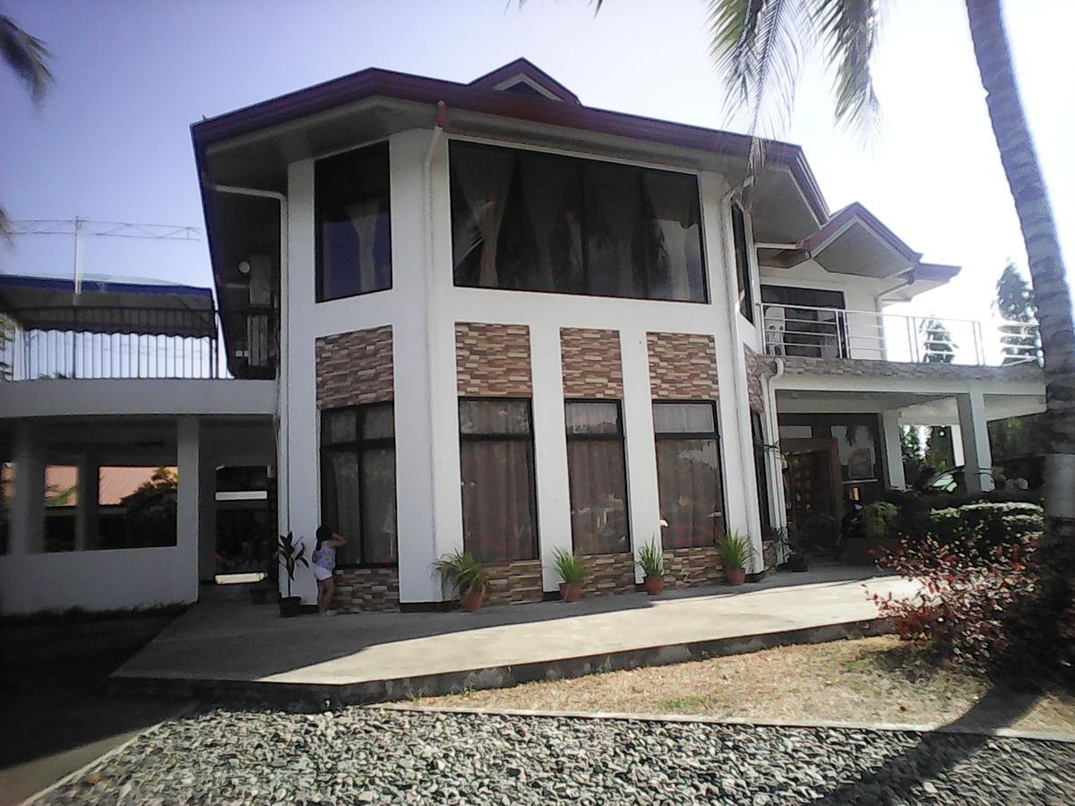 Gazebo Pools And Restaurant Hotel Cabadbaran Ngoại thất bức ảnh